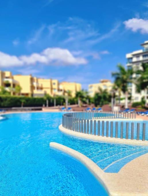 Homely Apt In Modern Building With Pool San Miguel de Abona Exterior foto